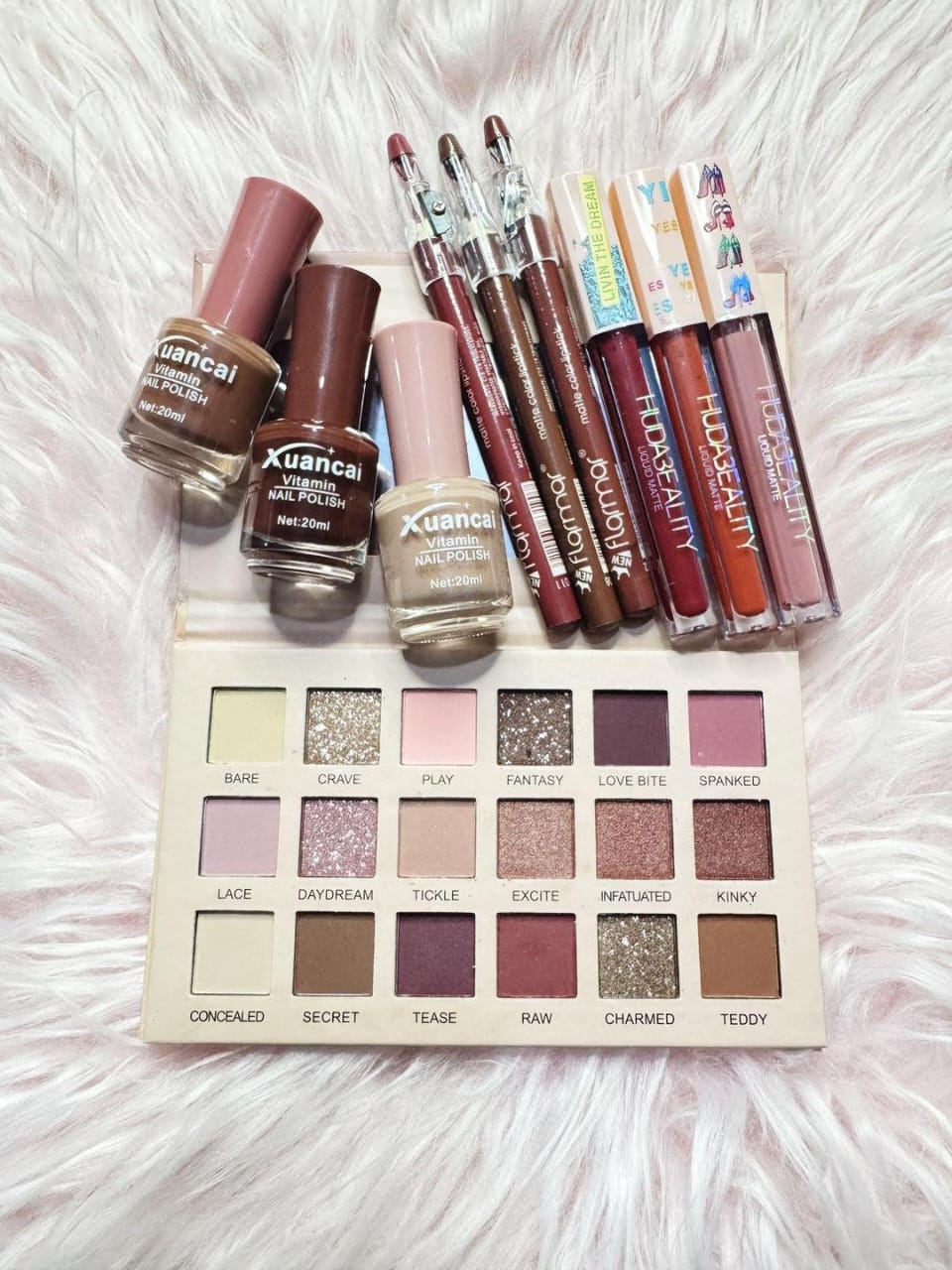 10 in 1 Makeup Deal