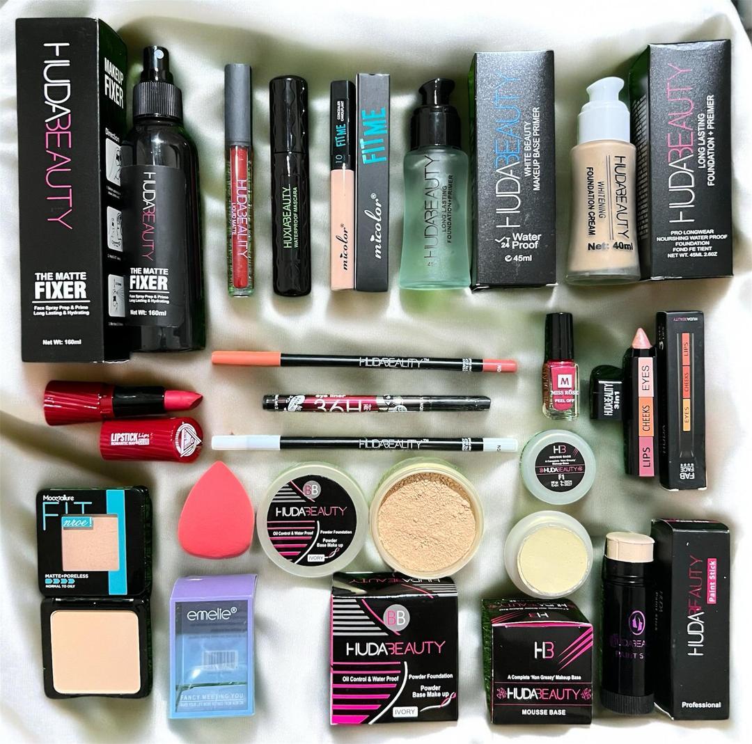 17 in 1 Makeup Deal - Complete Beauty Kit